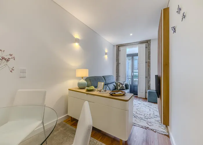 Almada Comfy Apartment